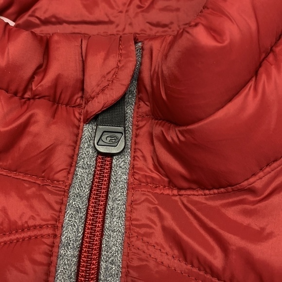 Point Zero Tech Ultra Light Performance Vest Size Small Colour Burgundy - Picture 7 of 13